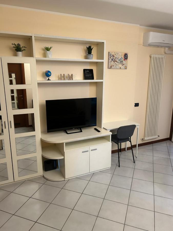 Bologna - The Suite Apartment Екстер'єр фото