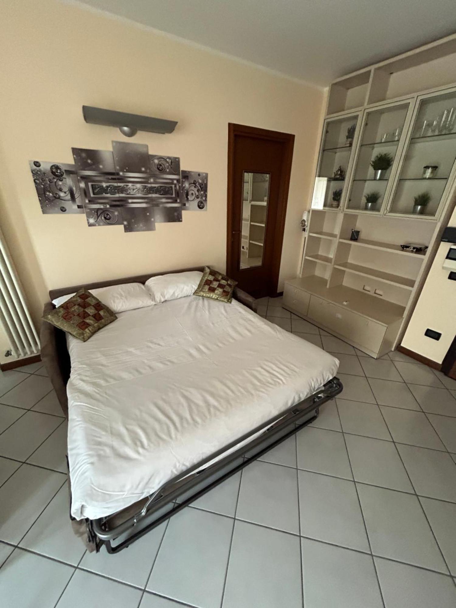 Bologna - The Suite Apartment Екстер'єр фото